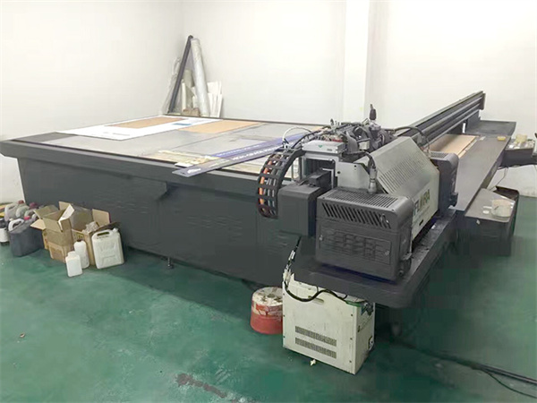 産品(pǐn)割樣機