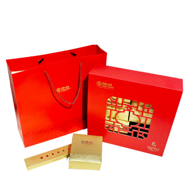 中國(guo)風镂空中(zhōng)秋月餅包(bāo)裝盒高檔(dang)輕奢天地(di)蓋盒子蛋(dan)黃酥糕點(dian)手提禮盒(he)